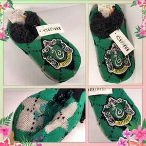 🐍🧙🏻‍♂️NWT Slytherin Slipper Socks